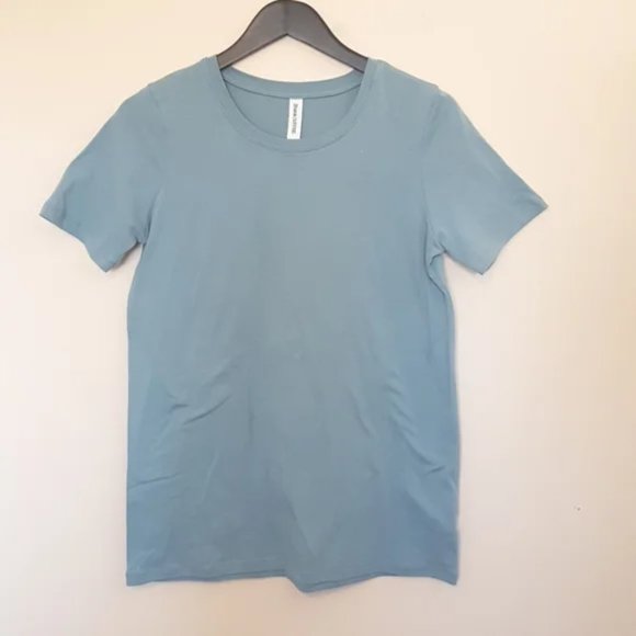 Zenana Outfitters Tops - Slate blue casual tee shirt